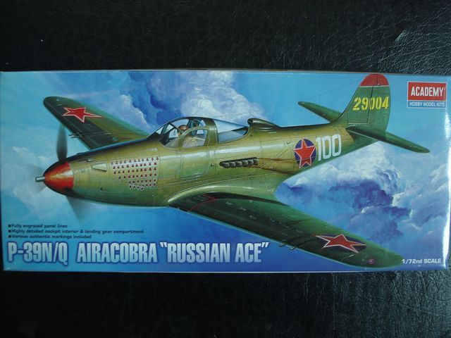 Academy 1/72 P-39Q/N Airacobra \"Russian Ace\"