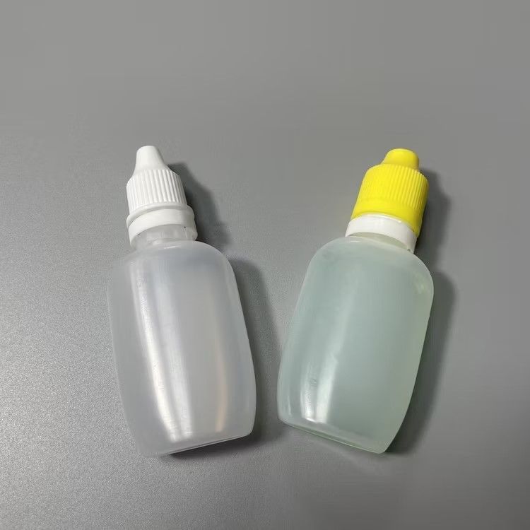 3 Pk Small Squeeze Squirt Bottles w/Cap