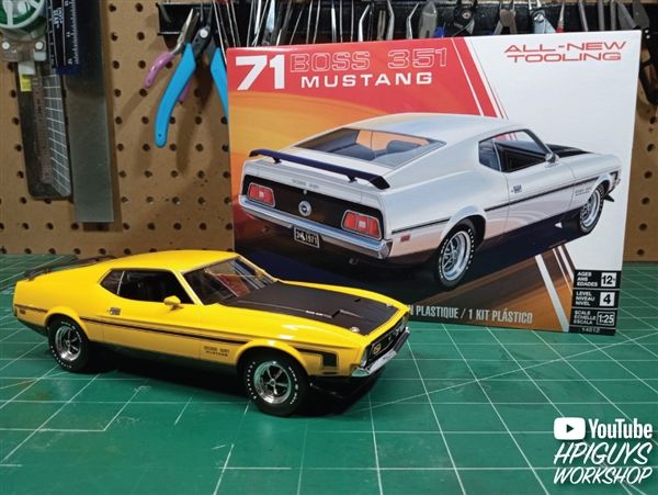 Revell 1971 Ford Mustang Boss 351 1/25 Scale 14512
