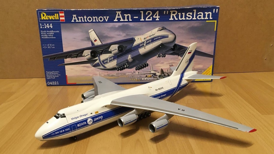 Revell 1/144 scale Antonov An124 Ruslan