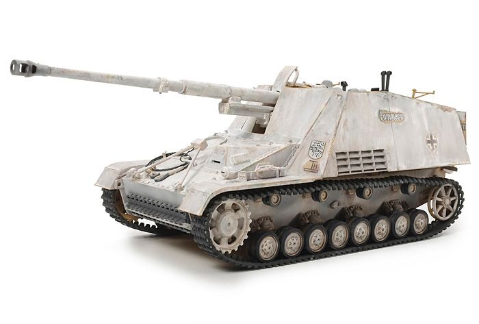 Tamiya 35335 NASHORN HEAVY TANK DESTROYER (1/35)