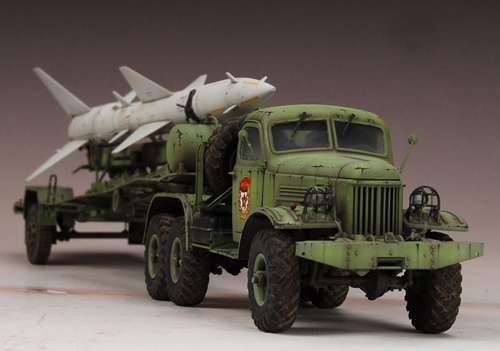 Trumpeter 1/35 00204 SA-2 Guideline Missile on Transport Trailer