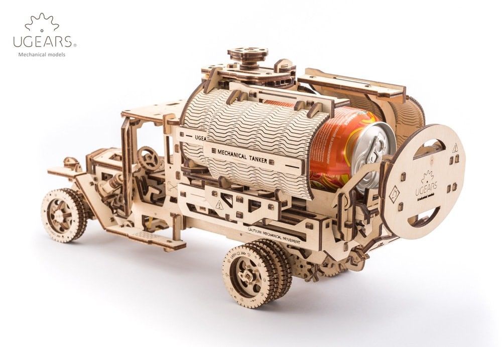 UGears Mechanical Tanker Truck - 594 pieces (Advanced)